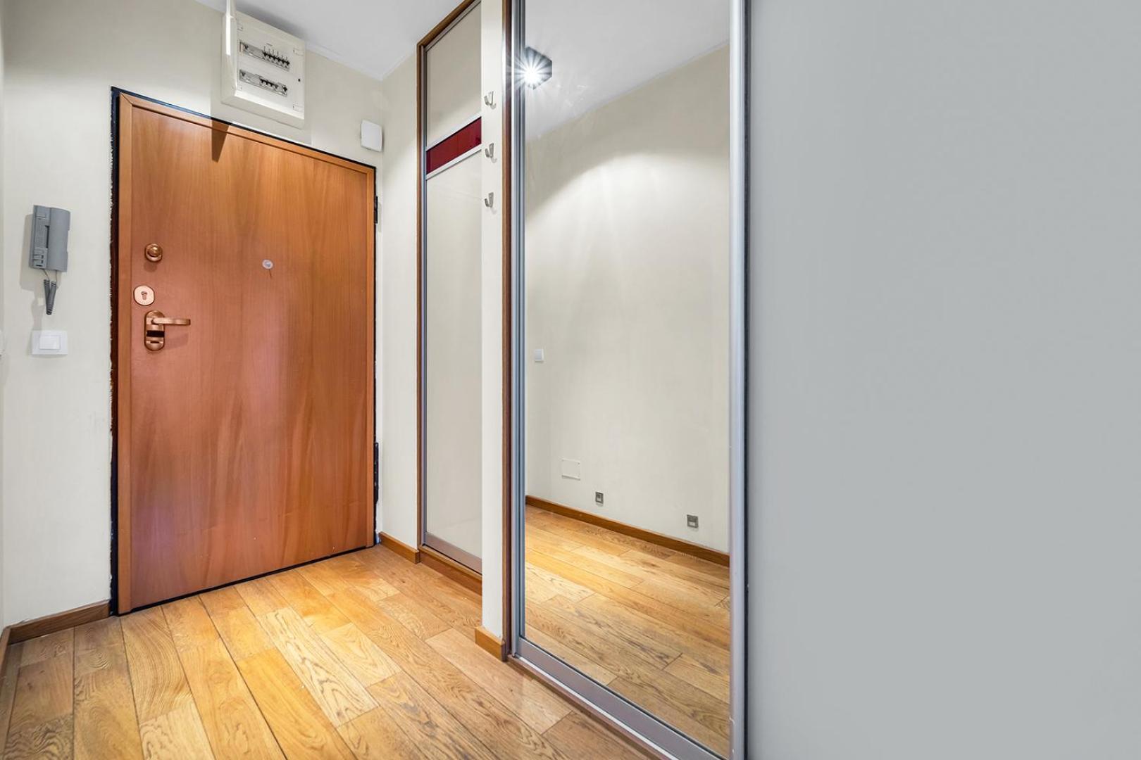 Wola Tower - 60M2, Balcony With City View, Parks Nearby - By Rentujemy وارسو المظهر الخارجي الصورة